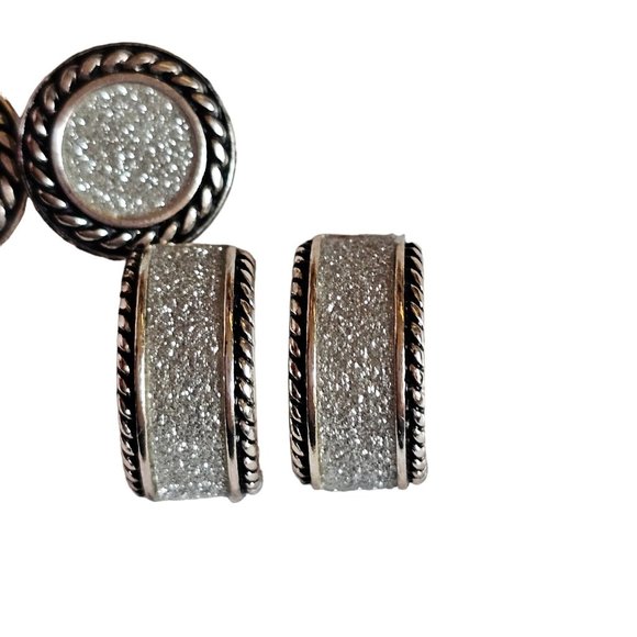 DB Brand 2 Pair Earring Stud Hoops White Sparkle Circle Silver Tone Fun New Gift - Picture 9 of 10